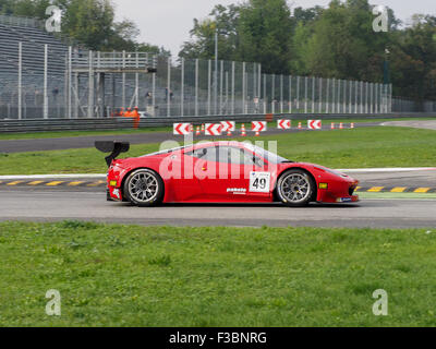 Monza, Italien, 2. Oktober 2015 - Yannick Mallegol auf Ferrari 458 in Rennen 1 gt Öffnen internationale 2015 in Monza Credit: Enzo Nicolino/Alamy Live-Nachrichten Stockfoto