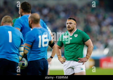 London, UK. 4. Oktober 2015. Rugby World Cup. Irland im Vergleich zu Italien. Irland-Ersatz-Prop Cian Healy Credit: Action Plus Sport/Alamy Live News Stockfoto