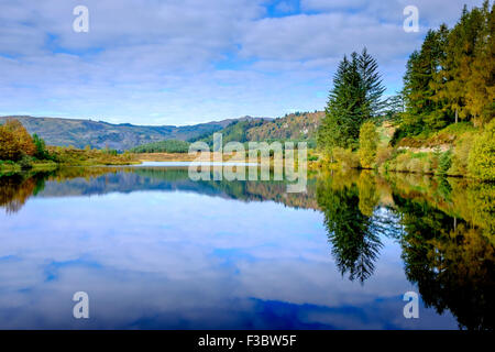 Frühherbst in Lochan Reoidhte in the Trossachs National Park, Schottland Stockfoto