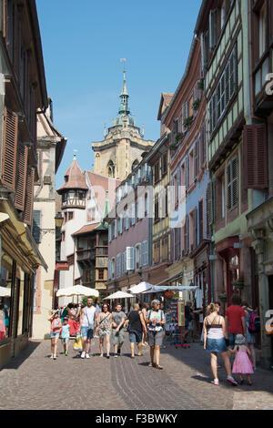 Fußgängerzone in der Altstadt Colmar Elsass Frankreich Stockfoto