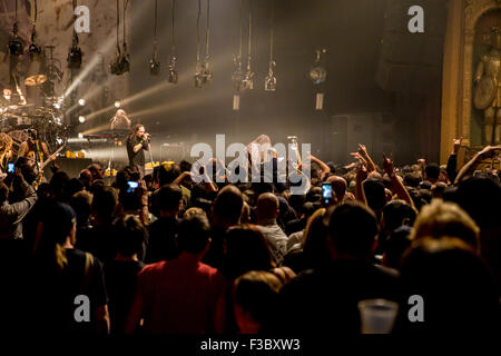 Detroit, Michigan, USA. 3. Oktober 2015. KORN, die Durchführung auf die 20. Jubiläums-Tour bei The Fillmore in Detroit, MI am 3. Oktober 2015 © Marc Nader/ZUMA Draht/Alamy Live News Stockfoto