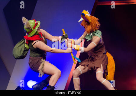 Sydney, Australien. 4. Oktober 2015. Cosplayer Teilnahme am Just'Cos Cosplay Wettbewerb am Finaltag der EB-Expo im Sydney Olympic Park stattfand. Bildnachweis: Mjmediabox/Alamy Live-Nachrichten Stockfoto