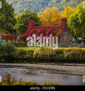 TU Hwnt I'r Bont und Afon Conwy Stockfoto