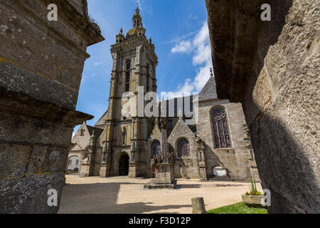 Golgatha Kirche Notre-Dame und Saint-Thegonnec Weg von St James Finistere französische Bretagne Frankreich Europa Stockfoto