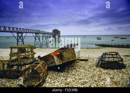 Selsey Strand und dem alten Rettungsboot station. West Sussex. England. De Cira 1998 Stockfoto