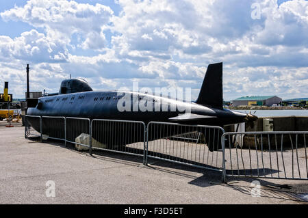 Die Fernbedienung Modell eines russischen Victor-Klasse u-Boot für die Dreharbeiten von 1999 James-Bond-Film die Welt ist nicht genug. Stockfoto