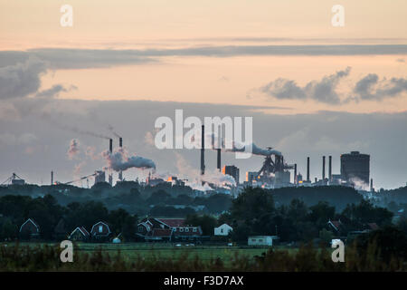 Tata Steel einen großen Stahlfabrik in IJmuiden in den Niederlanden Stockfoto