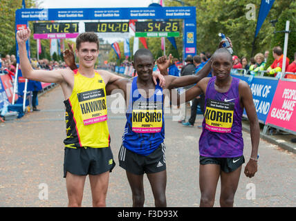 Schottland, Großbritannien. 4. Oktober 2015. Moses Kipsiro gewinnt den großen schottischen laufen 2015, in Glasgow. Bildnachweis: Robin McConnell/Alamy Live-Nachrichten Stockfoto