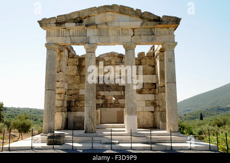 Das Heroon/Mausoleum an antiken Messene. Das Mausoleum steht im Stadion-Komplex der Stadt. Stockfoto