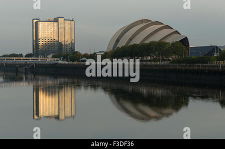 Clyde Auditorium und Crowne Plaza Hotel, Finnieston, Glasgow, Schottland, Großbritannien, Stockfoto