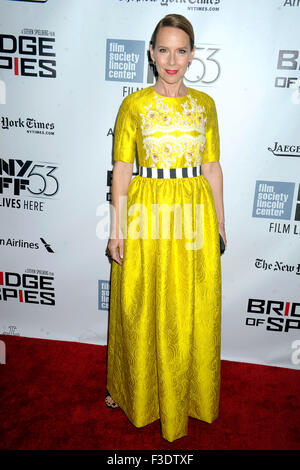 Amy Ryan bei der Premiere von "Agentenbrücke" auf dem 53. New York Filmfestival. New York, 4. Oktober 2015. / picture Alliance Stockfoto