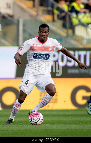 Isaac Cofie (Carpi), 3. Oktober 2015 - Fußball / Fußball: italienische "Serie A" match zwischen Carpi FC 2: 1-Torino FC im Stadio Alberto Braglia, in Modena, Italien. (Foto von Maurizio Borsari/AFLO) Stockfoto