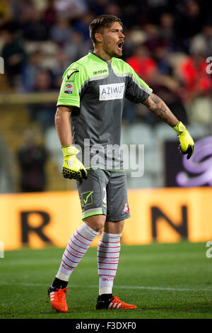 Vid Belec (Carpi), 3. Oktober 2015 - Fußball / Fußball: italienische "Serie A" match zwischen Carpi FC 2: 1-Torino FC im Stadio Alberto Braglia, in Modena, Italien. (Foto von Maurizio Borsari/AFLO) Stockfoto