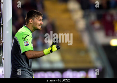 Vid Belec (Carpi), 3. Oktober 2015 - Fußball / Fußball: italienische "Serie A" match zwischen Carpi FC 2: 1-Torino FC im Stadio Alberto Braglia, in Modena, Italien. (Foto von Maurizio Borsari/AFLO) Stockfoto