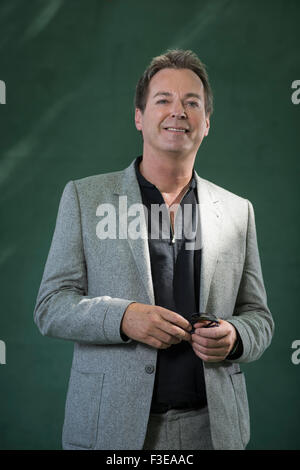 Englischer Komiker und Schriftsteller Julian Clary. Stockfoto