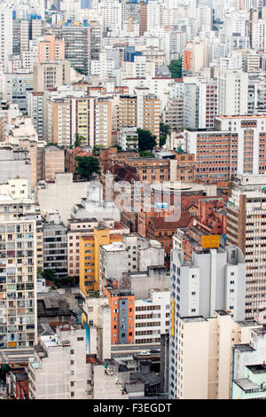 Eine Ansicht der Wolkenkratzer Wohnungen blockiert in zentralen Sao Paulo Stockfoto