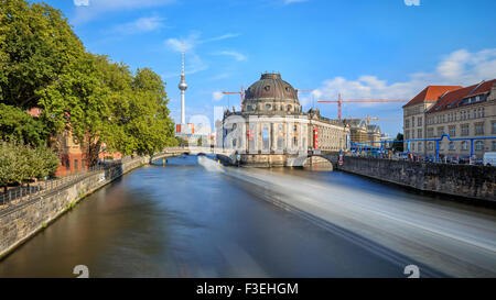 Das Bode-Museum auf der Insel in Berlin Stockfoto