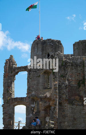 Ruinen von Raglan Castle, in der Nähe von Usk, Monmouthshire, Wales, UK Stockfoto