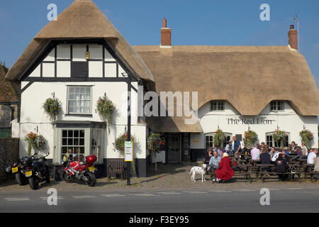 Red Lion Pub, Avebury, Marlborough, Wiltshire, England, UK Stockfoto