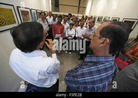 Fotoausstellung, Bees Saal Baad, Dinodia Photo Library, Point of View, Kunstgalerie, Colaba, Bombay, Mumbai, Maharashtra, Indien, Asien Stockfoto