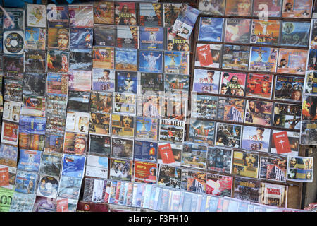 Religion christliche Kassette CD über christliche Religion Audio Video Compact Disc stall; Kerala; Indien Stockfoto