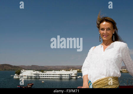 Prinzessin Francoise Sturdza, Gründerpräsidentin, Heart for India Foundation, Hope for India Foundation, Schweiz, Udaipur, Rajasthan, Indien, Asien Stockfoto