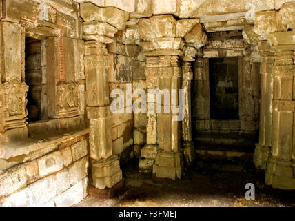 Champaner Pavagadh Lakulisha Tempel Lakulisha Dakshinamurti Brahma Vishnu Shiva Indra Gajendramoksha Panchmahals Stockfoto