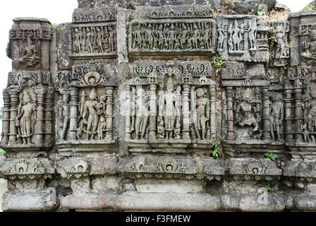 Champaner Pavagadh Lakulisha Tempel Lakulisha Dakshinamurti Brahma Vishnu Shiva Indra Gajendramoksha Panchmahals Stockfoto