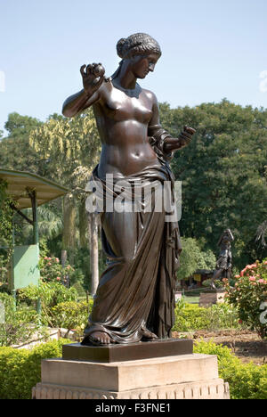 Bronzestatue, Sayaji Baug, Maharaja Sayaji Rao Gaekwad Baug, Kamati Baug, Baroda, Vadodara, Gujarat, Indien, Asien Stockfoto