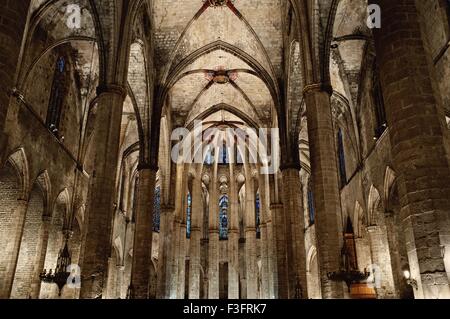 Im Inneren der Kathedrale von Santa Eulalia in Barcelona Stockfoto