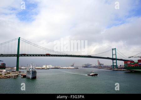 Vincent Thomas bridge Verkehr 1963 Hängebrücke Los Angeles; L.A.; Kalifornien; Vereinigte Staaten von Amerika Vereinigte Staaten von Amerika Stockfoto