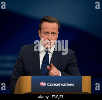 Manchester, UK. 7. Oktober 2015. Der britische Premierminister David Cameron spricht am 4. Tag der 2015 Parteitag der Konservativen in Manchester. Bildnachweis: Russell Hart/Alamy Live-Nachrichten. Stockfoto