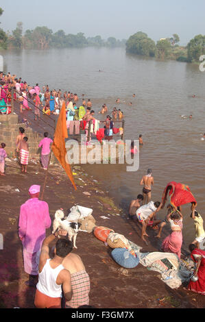 Festival in Panch Ganga Fluß; Wadi; Ratnagiri; Kolhapur Bezirk; Maharashtra; Indien Stockfoto