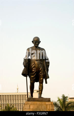 Mahatma Gandhi, Spazierstock, Bronzestatue, Bombay, Mumbai, Maharashtra, Indien, Asien Stockfoto