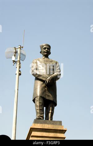 Statue von Sir Dinshaw Edulji Wacha; Bombay Mumbai; Maharashtra; Indien Stockfoto