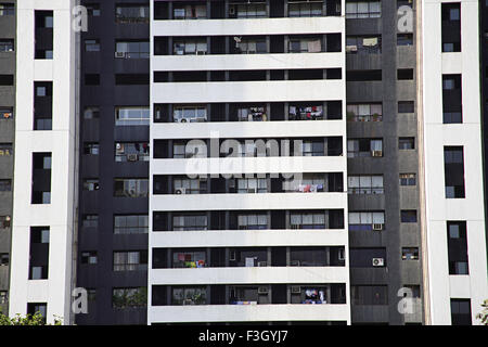 Große östliche royal Apartments im J. B. Behram Marg genannt Bellasis Straße; Bombay jetzt Mumbai; Maharashtra; Indien Stockfoto