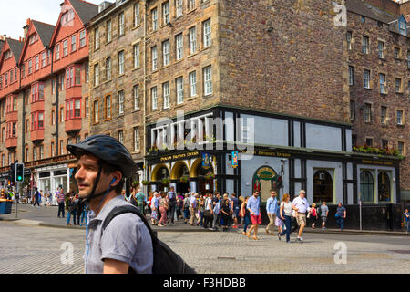 Der historischen Royal Mile in der Altstadt von Edinburgh in Schottland Stockfoto