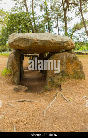 Prähistorischen Dolmen de Mané Kerioned, Carnac, Morbihan, Bretagne, Stockfoto