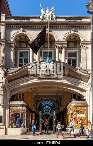 Burlington Arcade, Piccadilly, London, UK Stockfoto