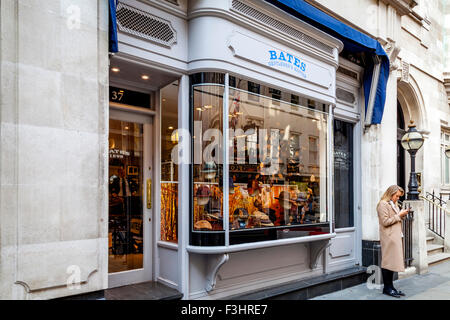 Bates Gentlemens Hutmacher, Jermyn Street, Mayfair, London Stockfoto