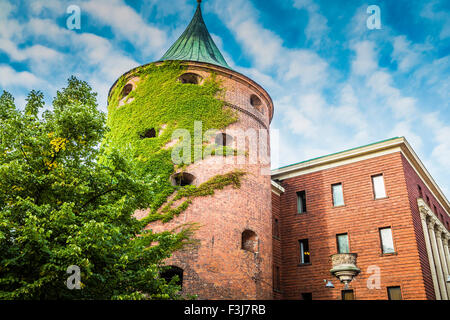 Pulverturm (Pulverturm, ca. XIV c.) in Riga, Lettland. Seit 1940 an der Struktur der das lettische Kriegsmuseum enthalten. Welt Stockfoto