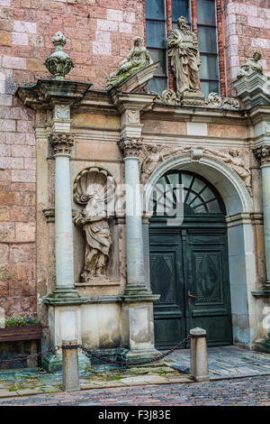 St. Peters Churchs Eingang. Riga, Lettland Stockfoto