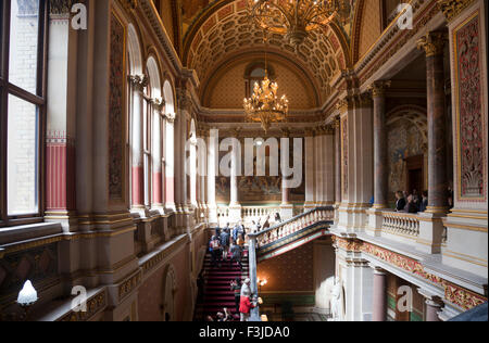 Öffnen Sie Haus Tag bei ausländischen & Commonwealth Office - die große Treppe, London UK Stockfoto