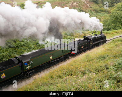 Ein Double-Header auf dem Weg zum Goathland Station North York Moors, Yorkshire, England, UK Stockfoto