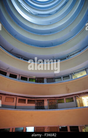 Lai Tak Dorf, spezielle Runde Design Gebäude in Hong Kong Stockfoto