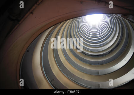 Lai Tak Dorf, spezielle Runde Design Gebäude in Hong Kong Stockfoto