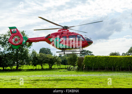 Wales Luft Krankenwagen auf nehmen Sie nach dem Besuch Notfall Stockfoto