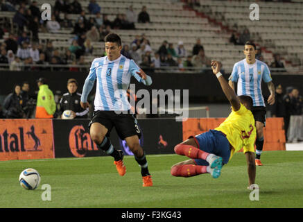 Buenos Aires, Argentinien. 9. Oktober, 2015. - Roncaglia von Argentinien in der ersten Runde der Qualifikation zur WM 2018 Russland gegen Equador in monumentalen Stadion. (Foto: Néstor J. Beremblum) Credit: Néstor J. Beremblum/Alamy leben Nachrichten Stockfoto