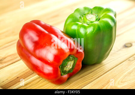 Rote und grüne Paprika Stockfoto