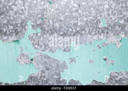 Verzinkten Eisenplatte mit alten grünen Farbschicht Stockfoto